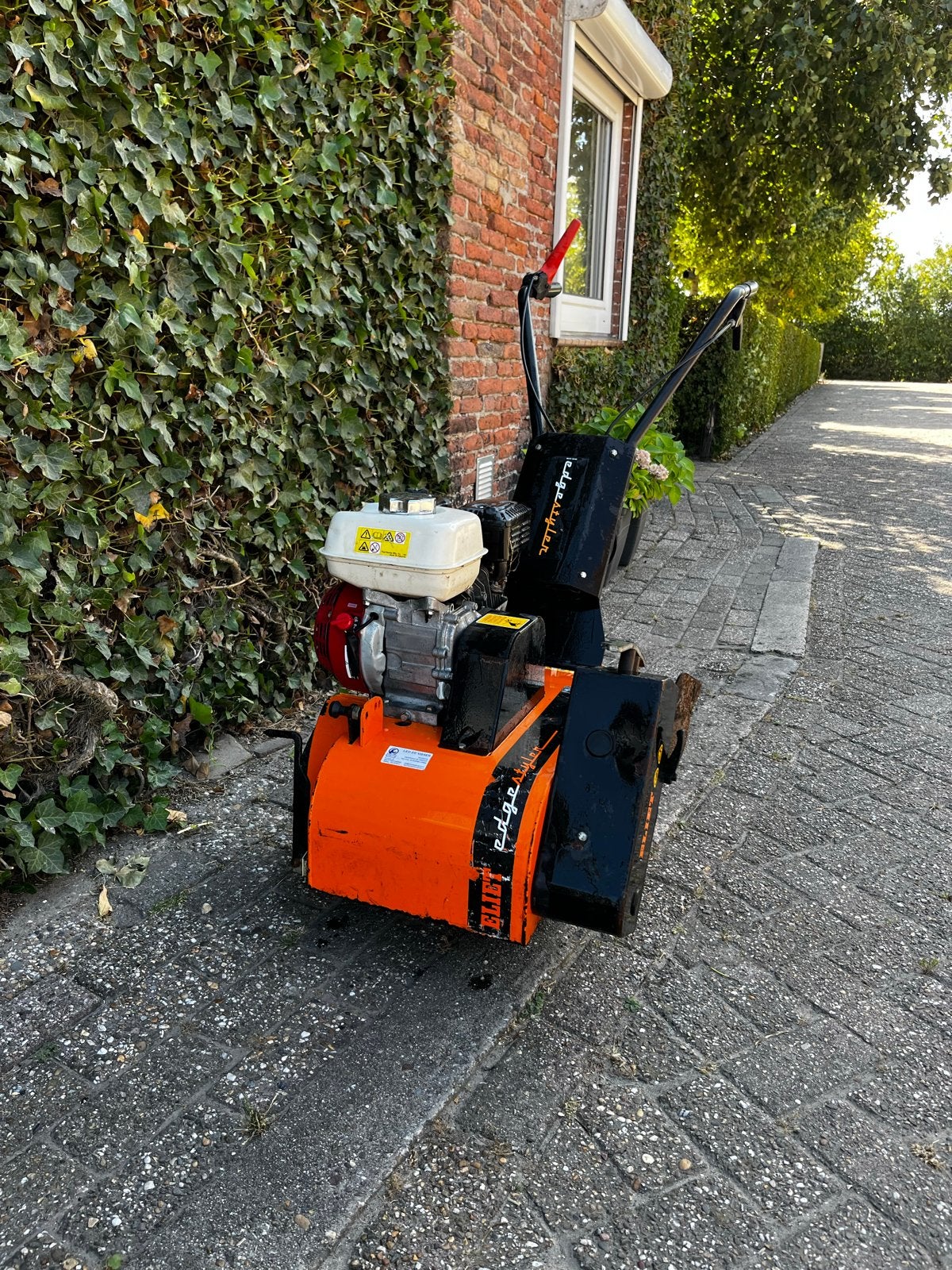 Eliet graskanten knipper - Honda motor, Ophalen, Gebruikt, Minder dan 30 cm, Versnellingen