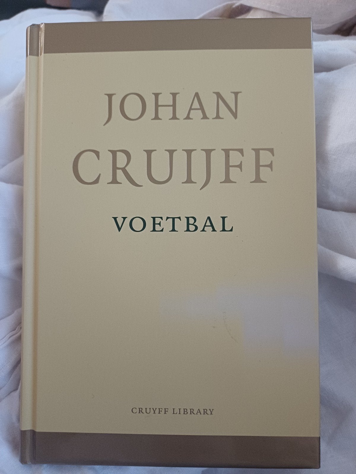 Johan Cruijff Voetbal - Cruyff Library, Johan Cruijff, Ophalen of Verzenden, Zo goed als nieuw, Balsport