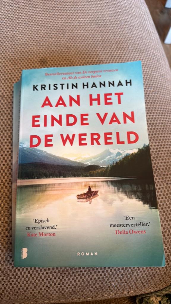 Aan het einde van de wereld kristin hannah, Ophalen of Verzenden, Zo goed als nieuw