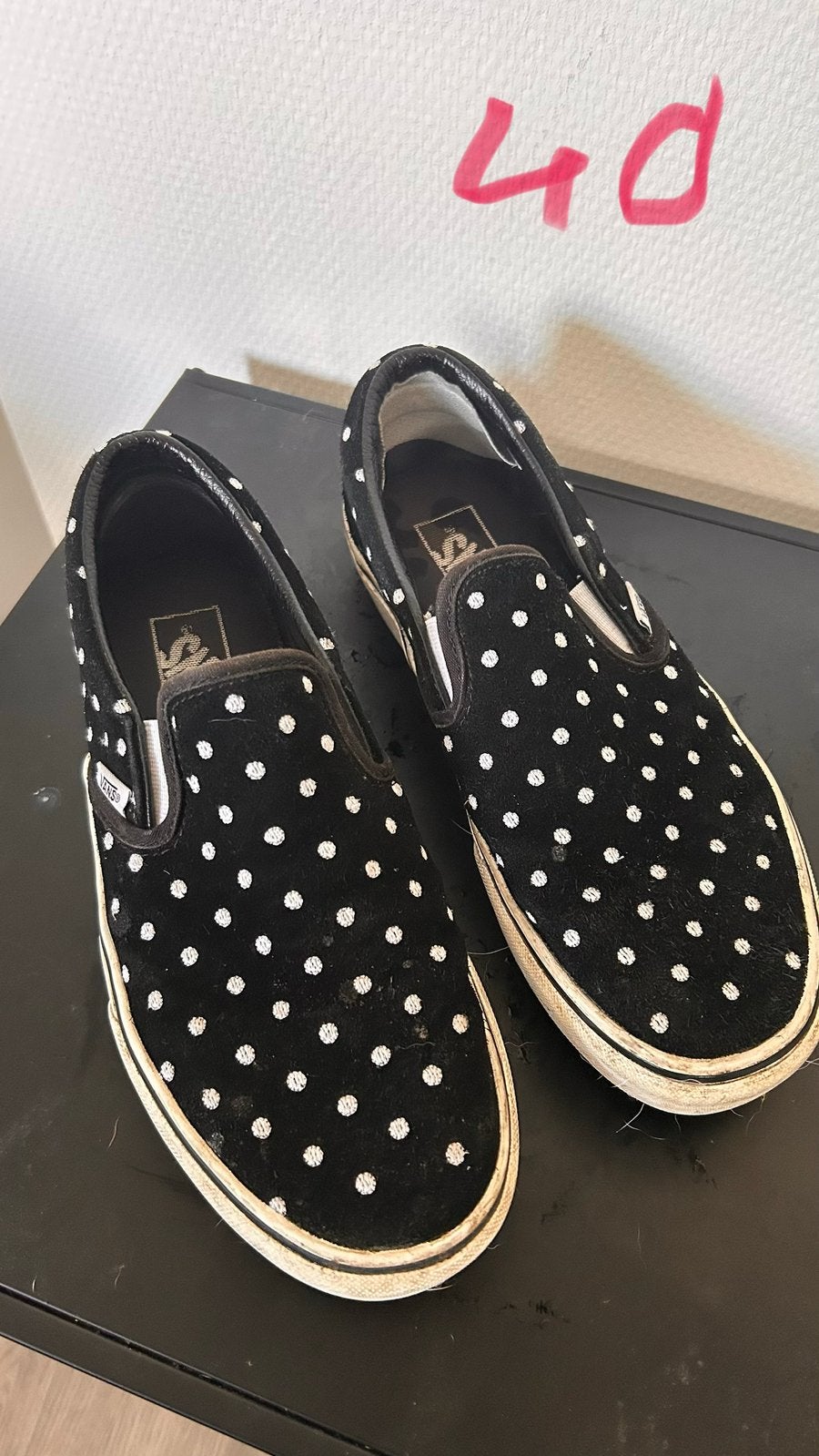 Limited edition Vans, maat 39/40, Ophalen of Verzenden, Gedragen, Instappers, Zwart