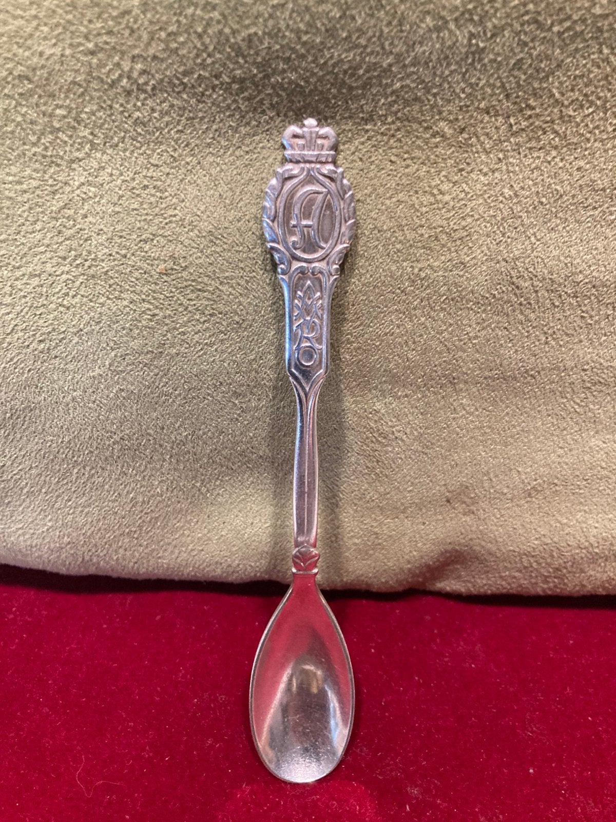 Theelepeltje AVRO, zomer 1939 (060825), Ophalen of Verzenden, Gebruikt, Zilver