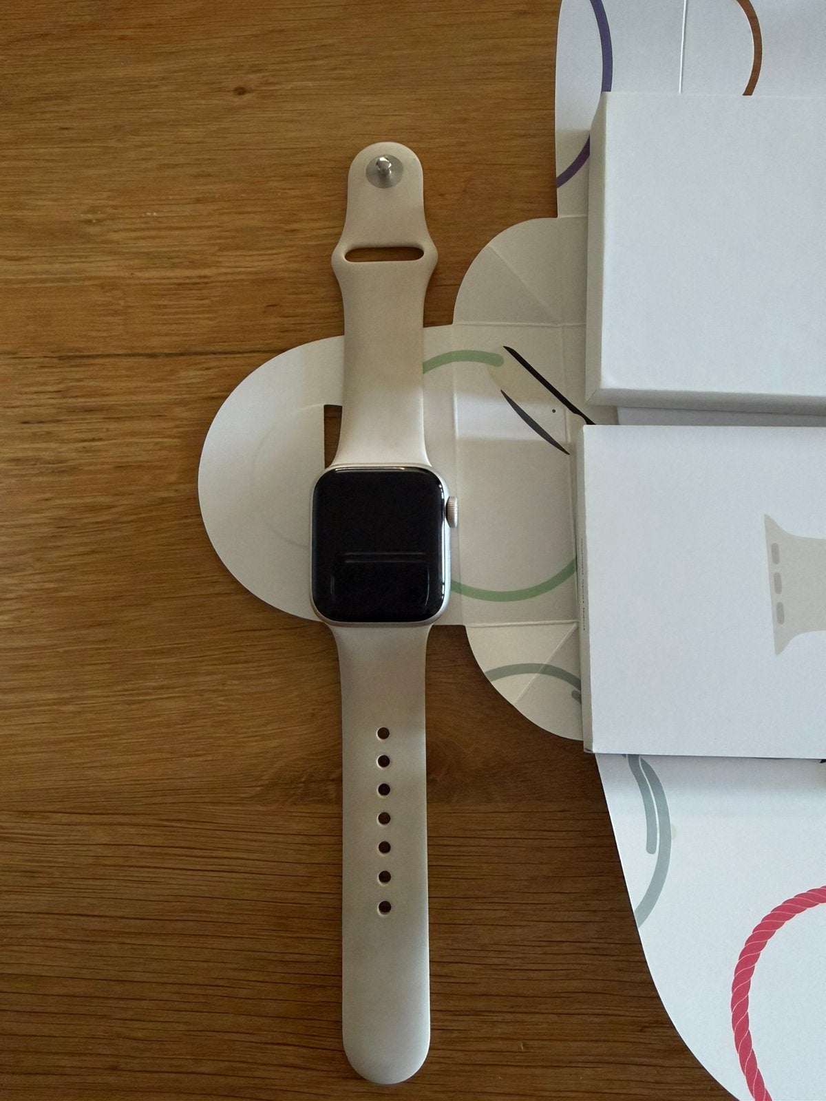 Apple Watch SE gen 2, Ophalen of Verzenden, Zo goed als nieuw, Zwart, IOS