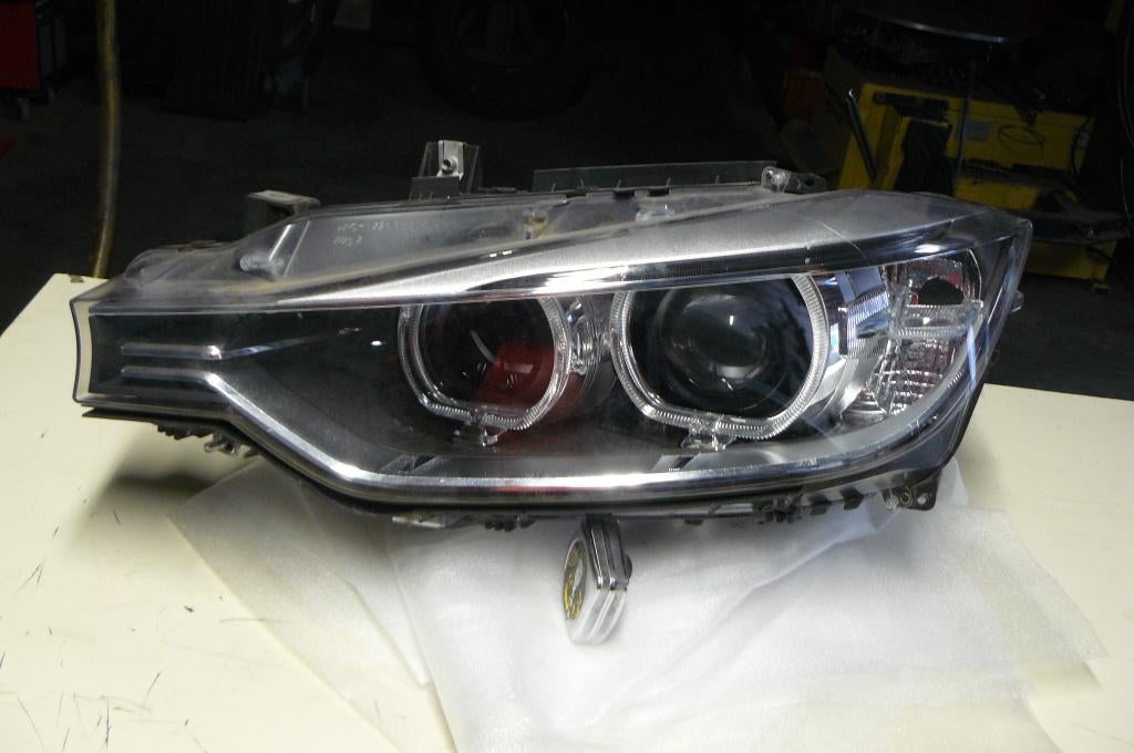Xenon koplamp links BMW 3 reeks F30 F31 (2011 - 2015), Auto-onderdelen, Ophalen of Verzenden, Gebruikt, BMW