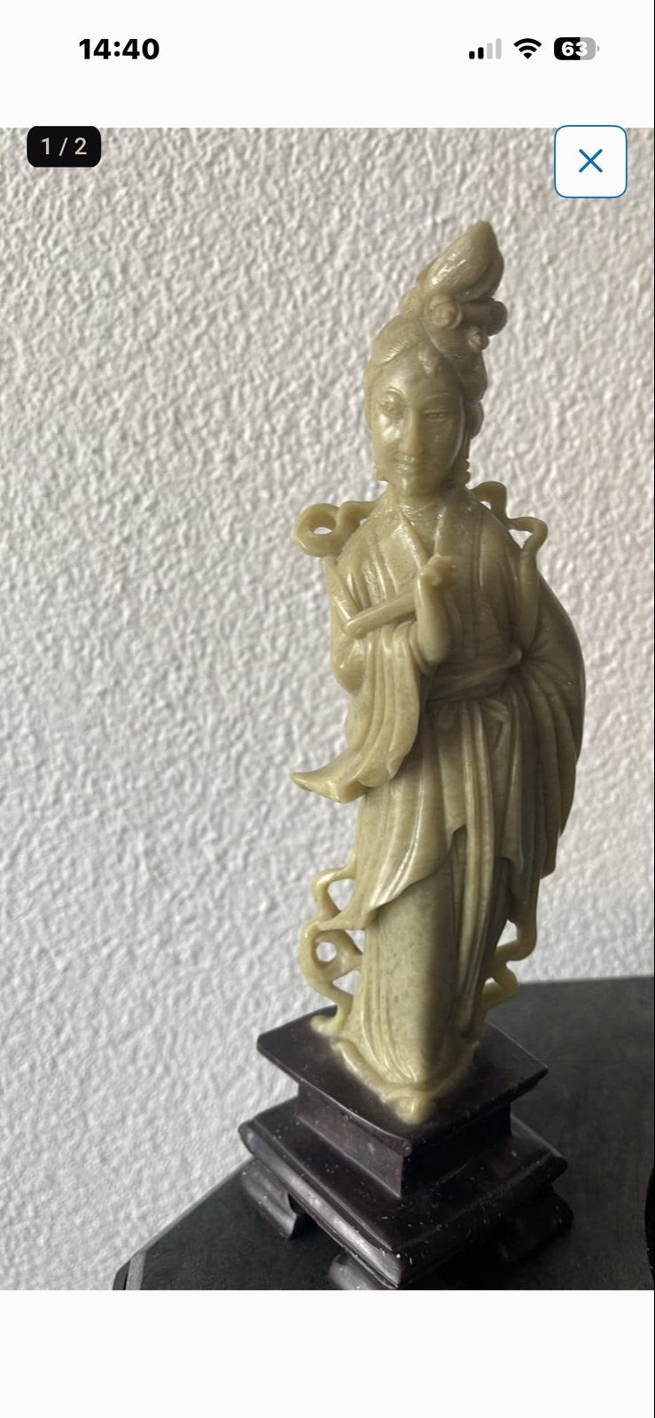 Antiek Chinees beeldje van speksteen - Vrouw, Minder dan 20 cm, Ophalen of Verzenden, Beeld, Beige