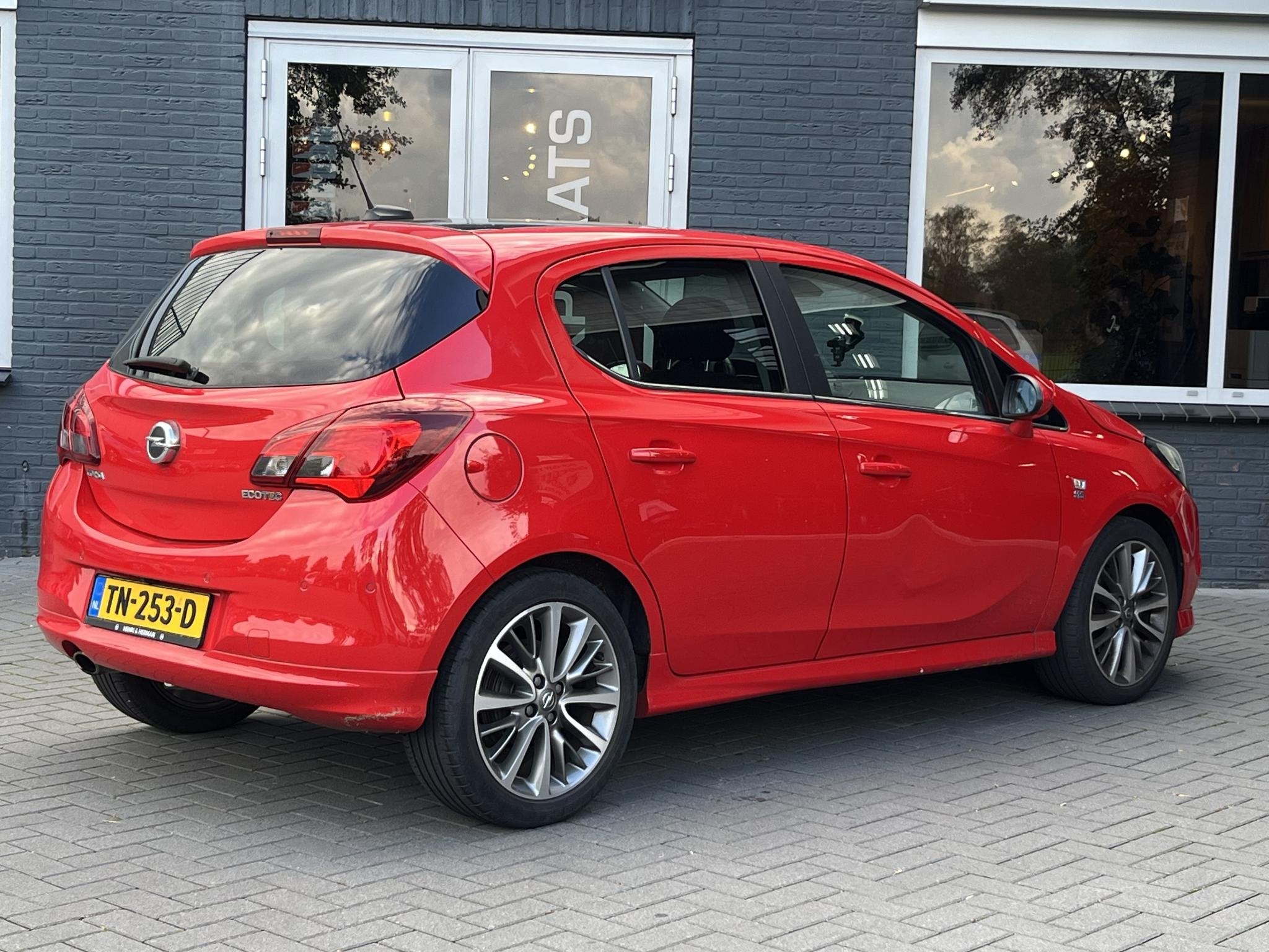 Opel Corsa 1.0 Turbo Innovation Panoramadak, Stoel/Stuur Ver, Auto's, Voorwielaandrijving, Stof, Gebruikt, 49 €/maand