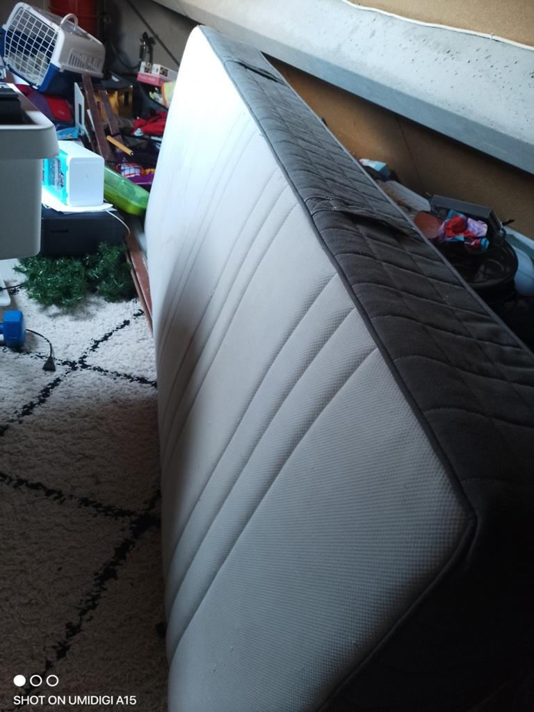 Matras ikea gratis, Huis en Inrichting, Slaapkamer | Matrassen en Bedbodems, Ophalen of Verzenden, Gebruikt, Eenpersoons