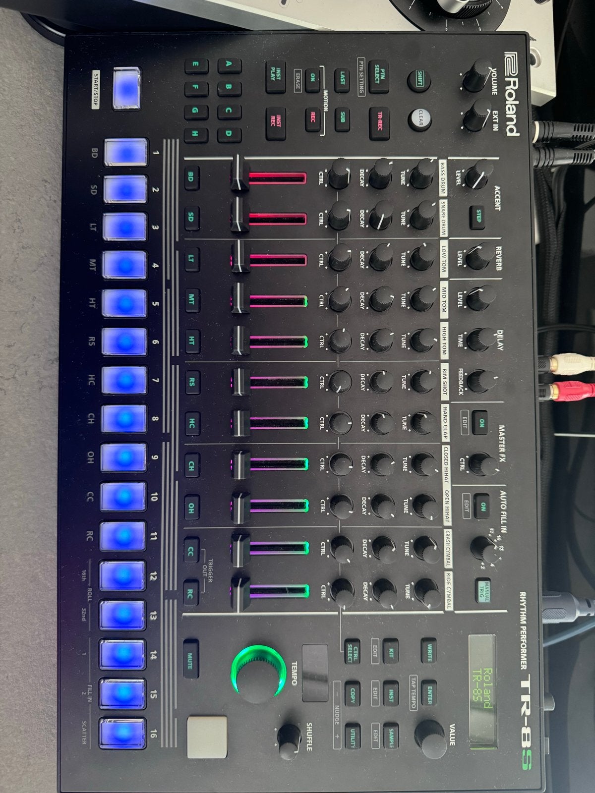 Roland TR-8S Rhythm Performer Drummachine, Muziek en Instrumenten, Drumcomputers, Ophalen, Zo goed als nieuw, Roland