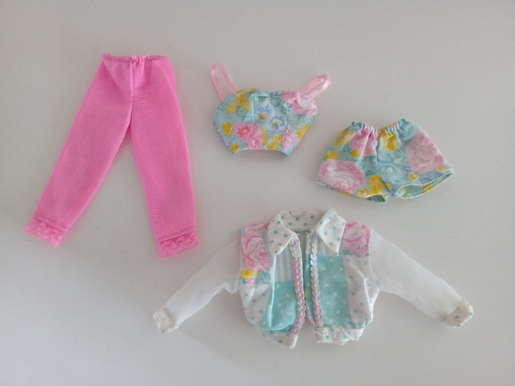 Kledingsetje voor Barbie Teen Talk #5745 uit 1991, Verzamelen, Ophalen of Verzenden, Gebruikt, Kleertjes