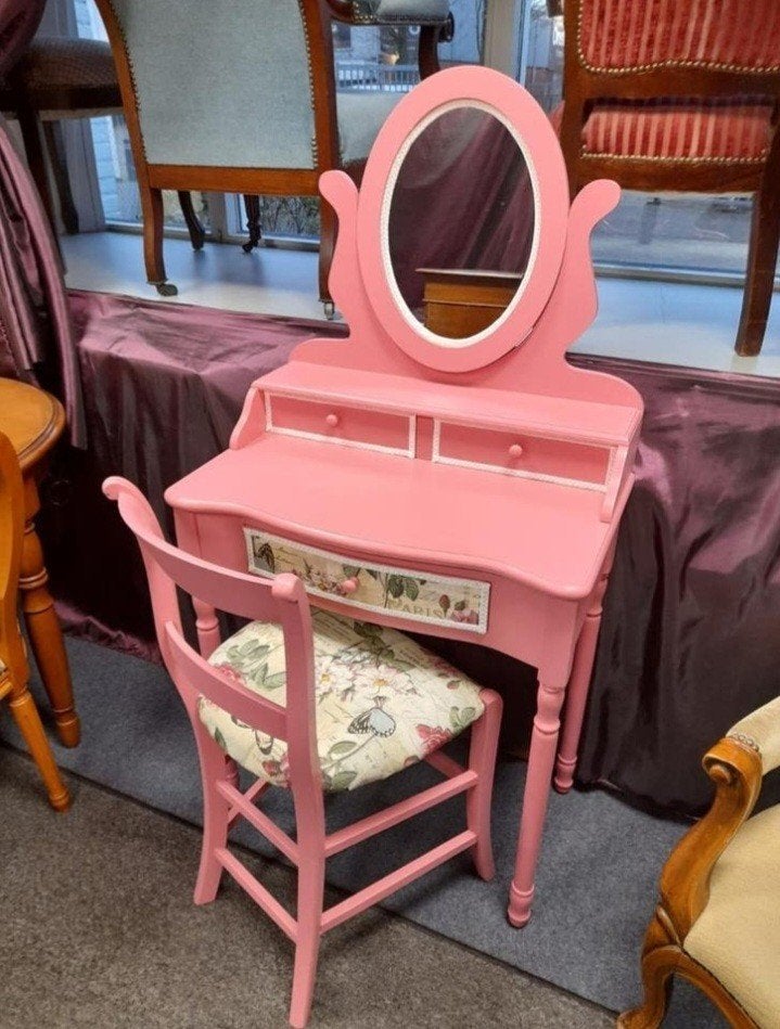 Mooie roze kaptafel 145.00  Stoel 65.00, Ophalen, Zo goed als nieuw, Overige typen