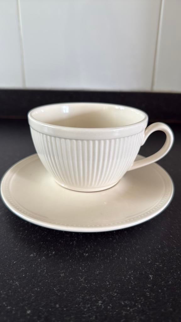 Wedgewood Winsor soepkom en schotel, Ophalen of Verzenden, Zo goed als nieuw, Porselein, Kop(pen) en/of Schotel(s)