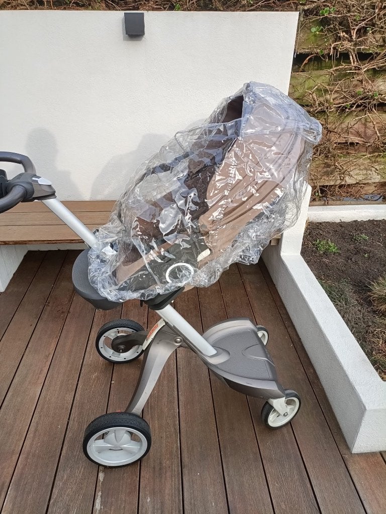 Stokke kinderwagen, Kinderen en Baby's, Kinderwagens en Combinaties, Verstelbare duwstang, Zo goed als nieuw, Ophalen, Kinderwagen