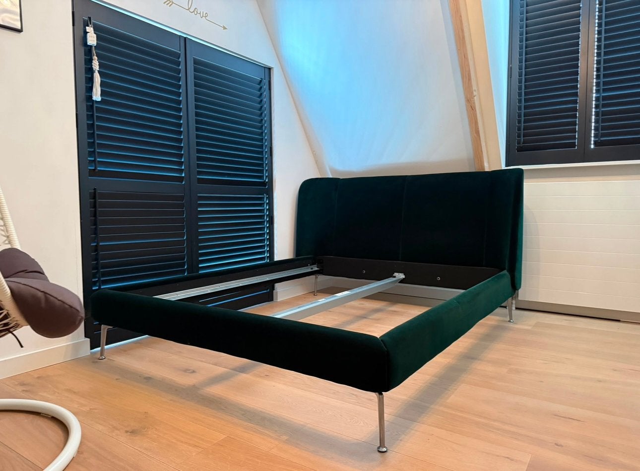 Bed donkergroen velvet, Ophalen, Overige materialen, Tweepersoons, Zo goed als nieuw