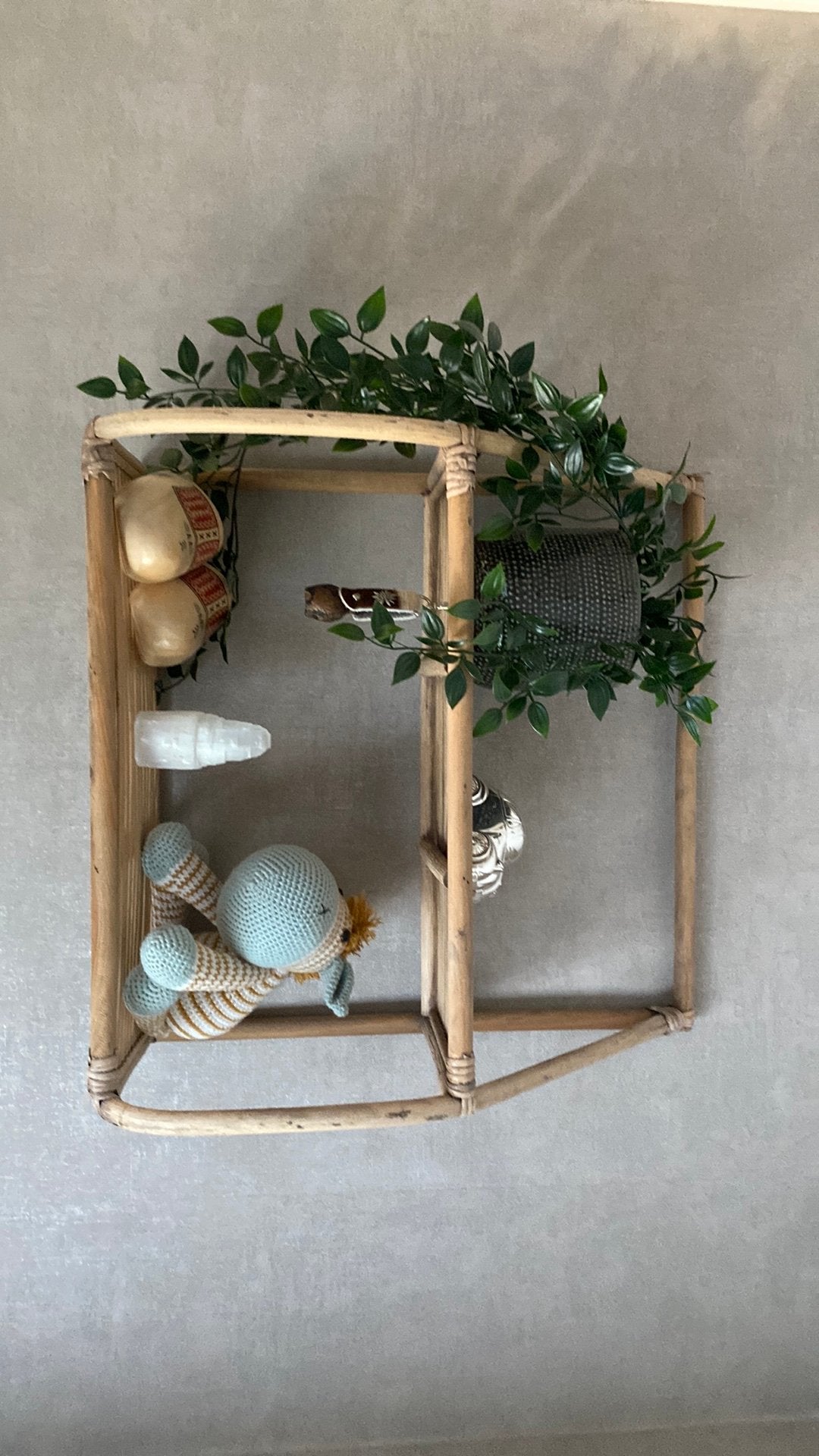 Rotan rek zonder accesoires kinderkamer, Ophalen of Verzenden, Zo goed als nieuw