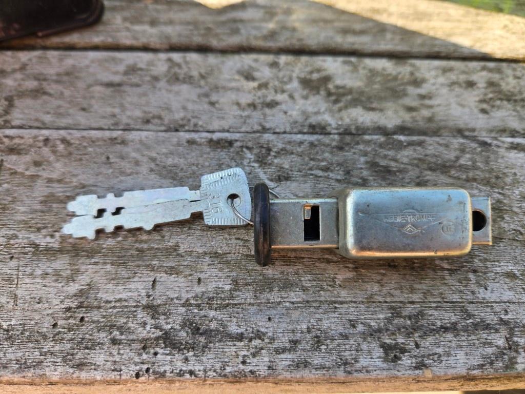 Wielslot oldtimer NOS Hebie trumpff vintage Gazelle fongers, Ophalen, Nieuw, Overige fietssloten