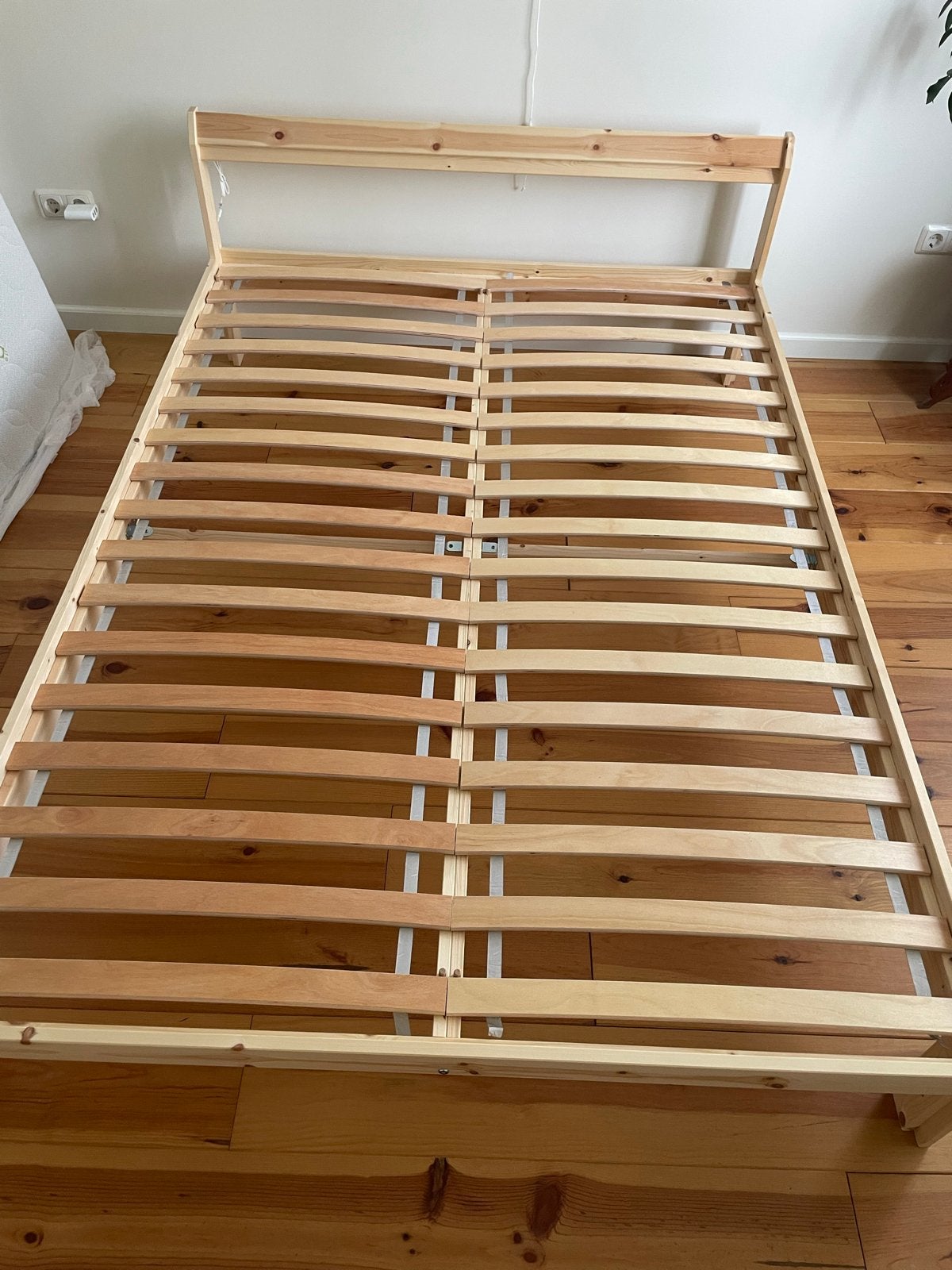 Ikea Neiden houten bedframe 140x200 opt. met lattenbodem, Ophalen, Beige, Tweepersoons, 140 cm