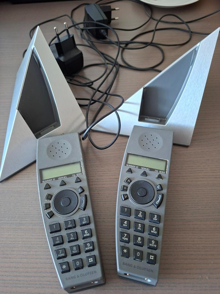 BeoCom 6000 telefoons  2 stuks, Ophalen of Verzenden