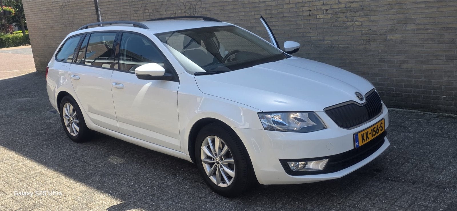 Skoda Octavia 1.0 TSI 85KW Combi 2016 Wit, Auto's, Voorwielaandrijving, Stof, 620 kg, Origineel Nederlands