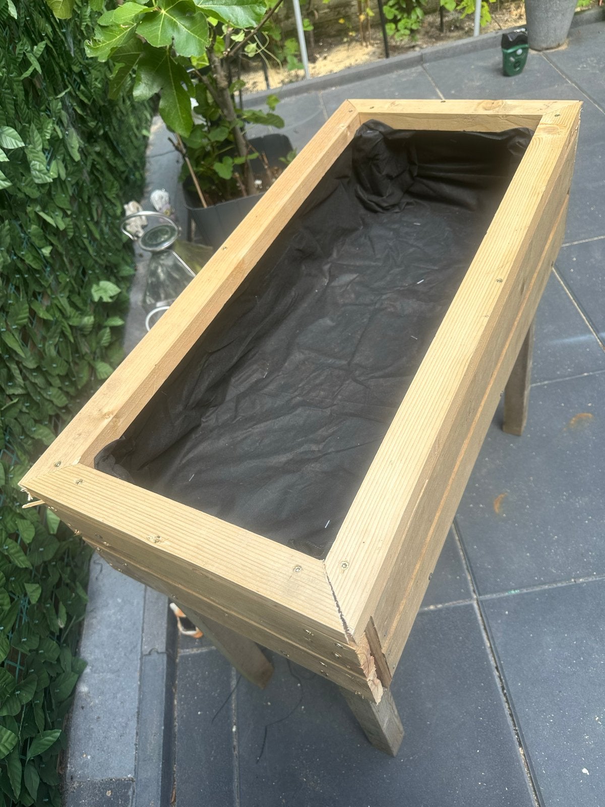 Houten plantenbak op poten - ideaal voor tuin of balkon, Gebruikt, Balkon, Ophalen of Verzenden, 60 tot 100 cm