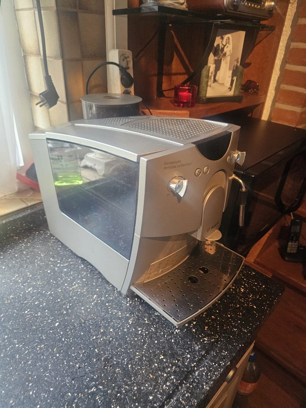 Bosch Benvenuto Venezia Collection Koffiemachine, Gebruikt, Espresso apparaat, 2 tot 4 kopjes, Afneembaar waterreservoir