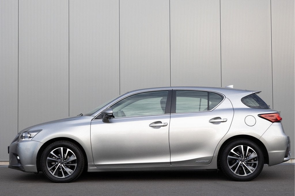 Lexus CT 200h Business Line | DEALER ONDERHOUDEN | CRUISE |, Gebruikt, 4 cilinders, Lichtsensor, Alcantara