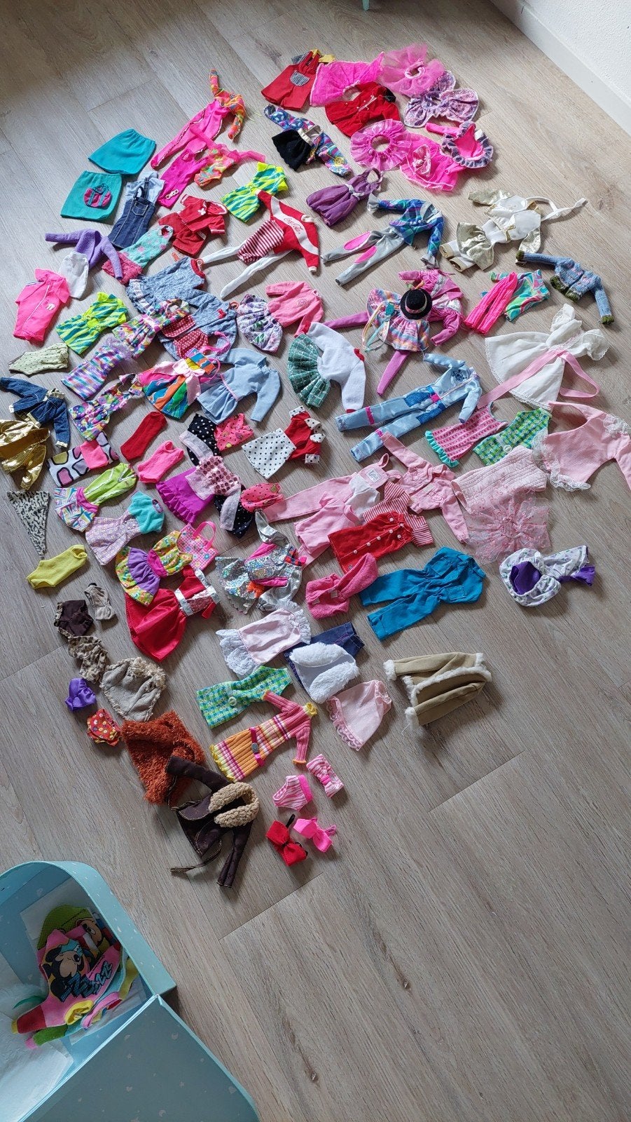Vintage Barbie kleertjes jaren 80, 90 en 2000, Ophalen of Verzenden, Gebruikt, Kleertjes