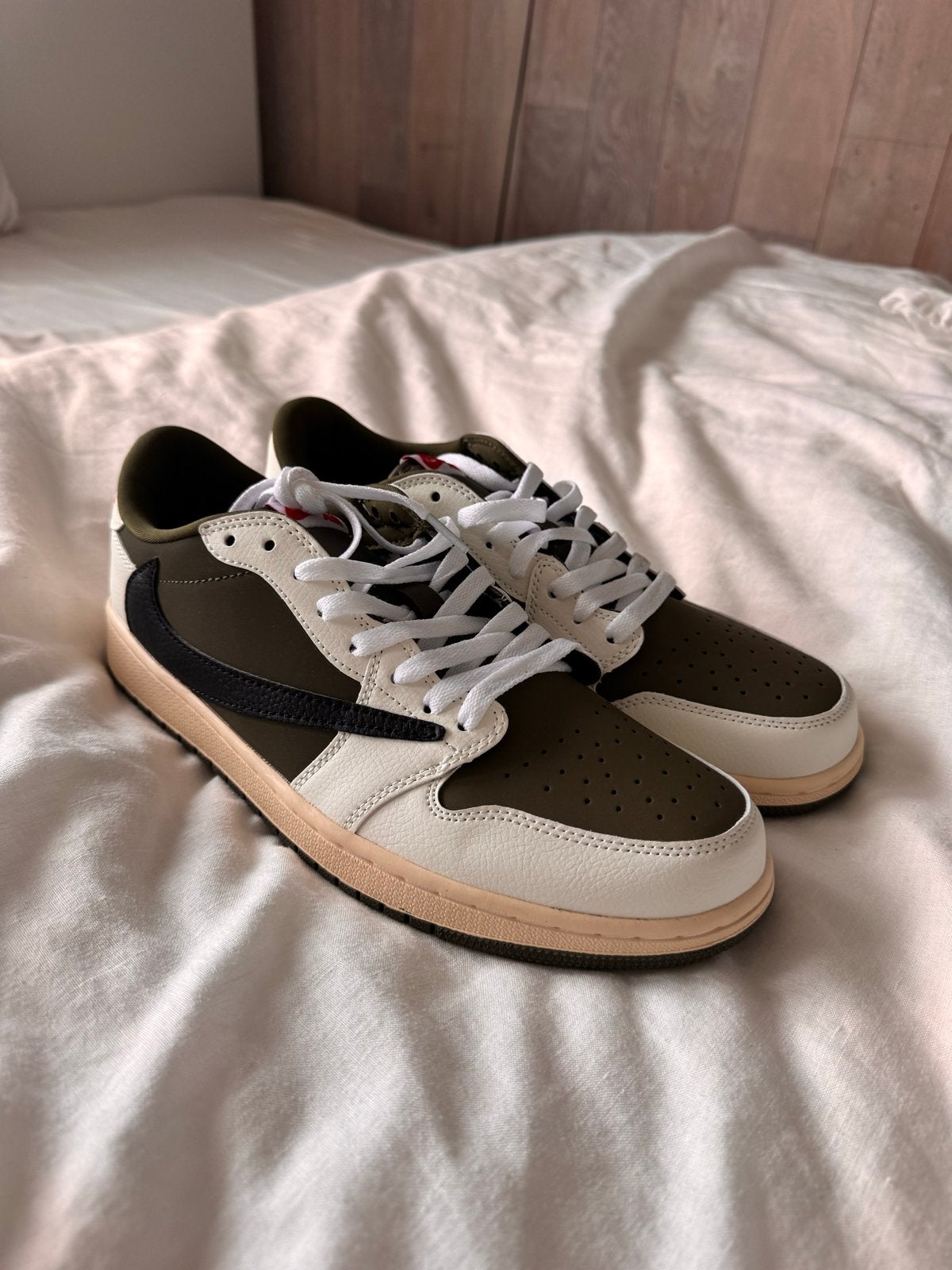 Travis Scott x Air Jordan 1 Low OG 'Reverse Mocha', Kleding | Heren, Schoenen, Ophalen, Nieuw, Bruin, Sneakers of Gympen