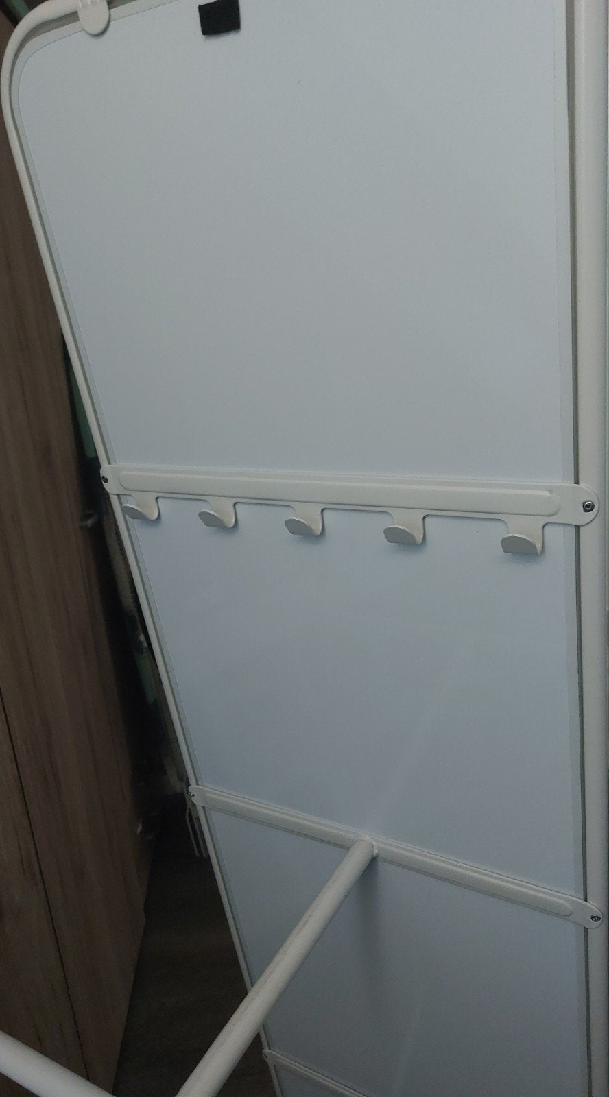 Knapper staande spiegel wit IKEA, Huis en Inrichting, Woonaccessoires | Spiegels, Ophalen, Minder dan 50 cm, Gebruikt, 150 tot 200 cm