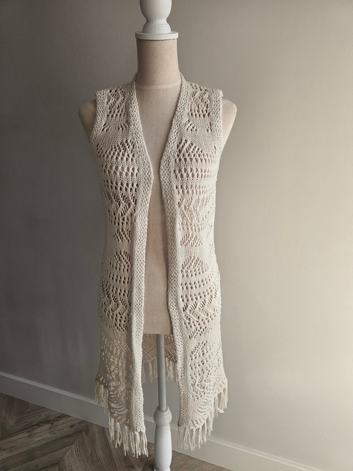 Leuk gehaakt Ibiza Look Vest - Beige in Maat S, Kleding | Dames, Ophalen of Verzenden, Zo goed als nieuw, Maat 36 (S), Beige