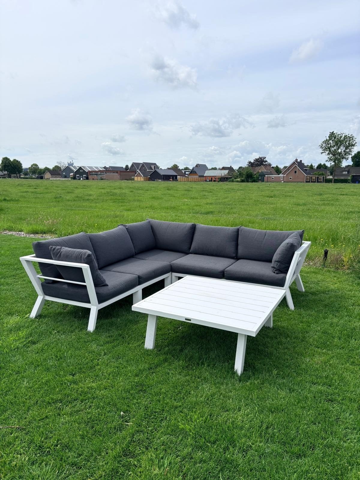Garden Impressions Loungeset met Tafel - Zo goed als nieuw, Tuin en Terras, Tuinsets en Loungesets, Ophalen of Verzenden, Zo goed als nieuw