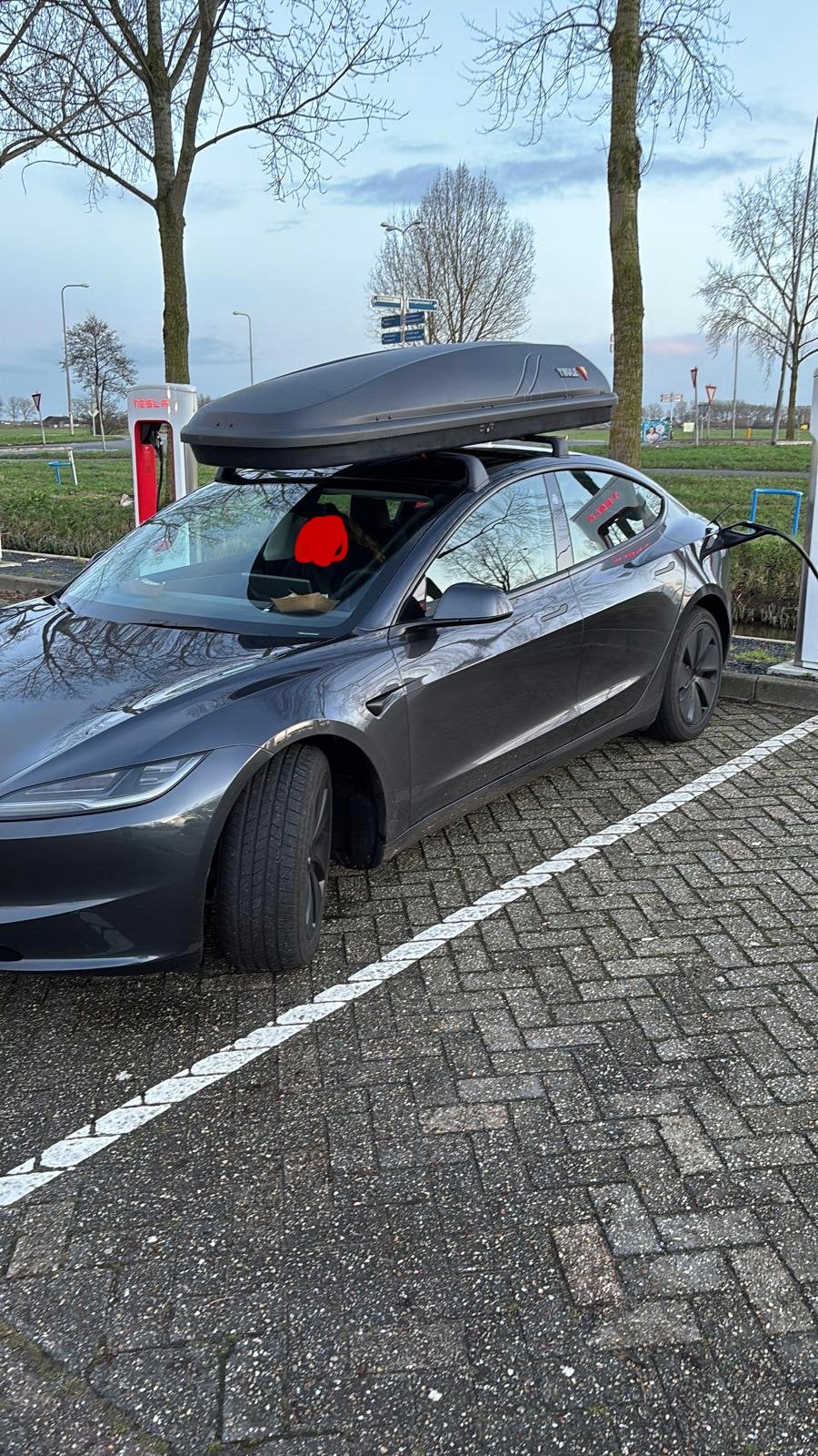 Dakdragers Tesla Model 3