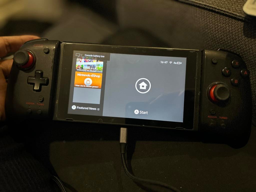 Nintendo Switch met Hori controllers en 5 games, Ophalen of Verzenden, Zo goed als nieuw