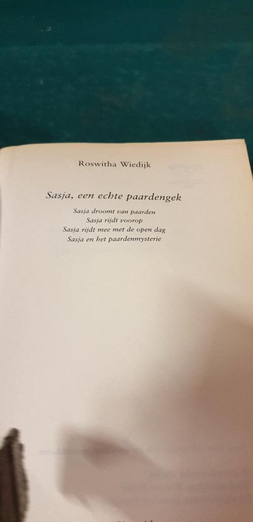boek sasja een echte paardengek, Boeken, Ophalen of Verzenden