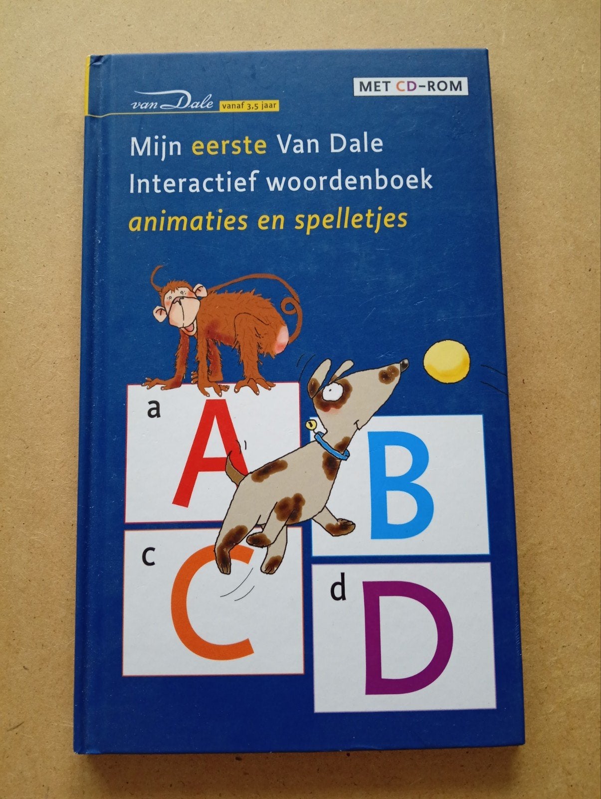 Mijn eerste Van Dale Interactief woordenboek + CD-ROM, 3 tot 4 jaar, Van Dale, Ophalen of Verzenden, Zo goed als nieuw