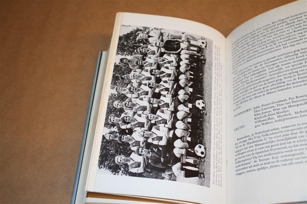 De historie van topclub Feyenoord. Geen woorden maar daden., Ophalen of Verzenden, Gelezen, Watersport en Hengelsport
