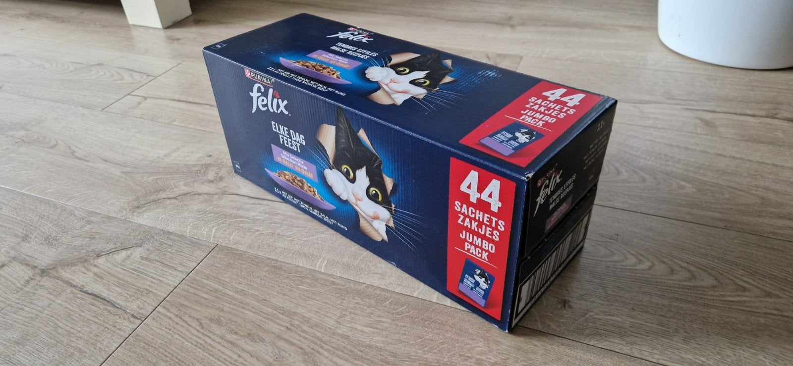 Doos met 44 Felix maaltijdzakjes, Dieren en Toebehoren, Ophalen, Kat