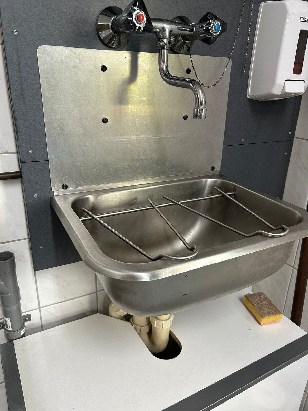 Uitstort gootsteen dikwandig rvs incl steunblok, Ophalen of Verzenden, Nieuw, Rvs, Wastafel
