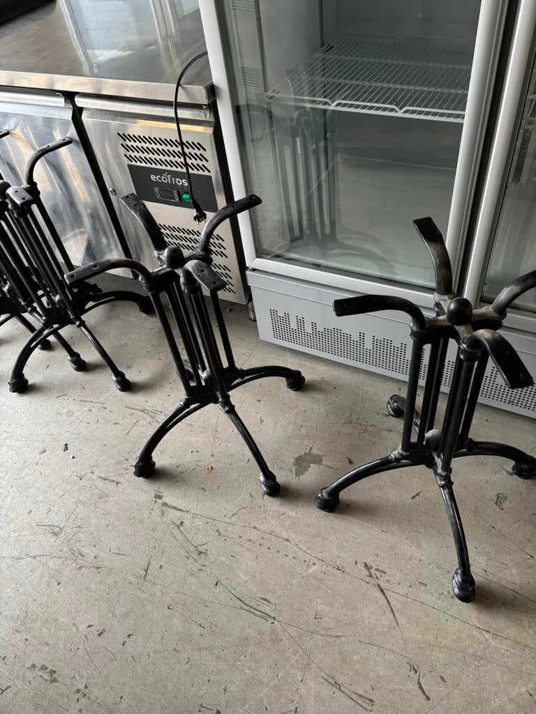 Aluminiu tafel poot voor teras of binnen, Ophalen of Verzenden, Zo goed als nieuw, Rond, Metaal