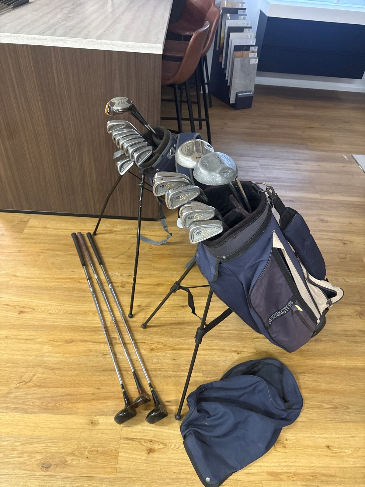 2 complete golfsets met tassen en regenhoezen, Ophalen of Verzenden, Gebruikt, Set, Overige merken