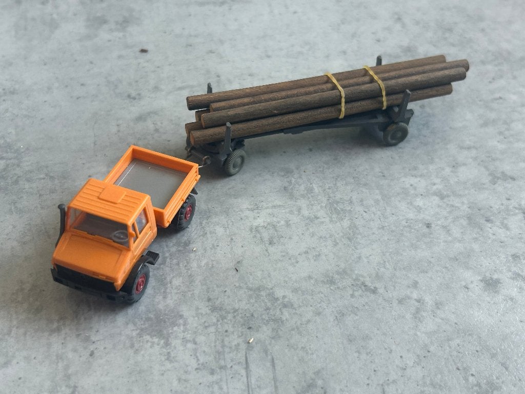 Wiking Unimog oranje hout transport (1), Ophalen of Verzenden, Zo goed als nieuw, Bus of Vrachtwagen, Wiking