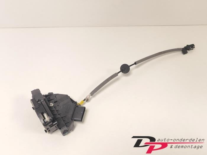 Deurslot Mechaniek 4Deurs rechts-achter van een Ford Kuga, Gebruikt, -, -, Ophalen of Verzenden