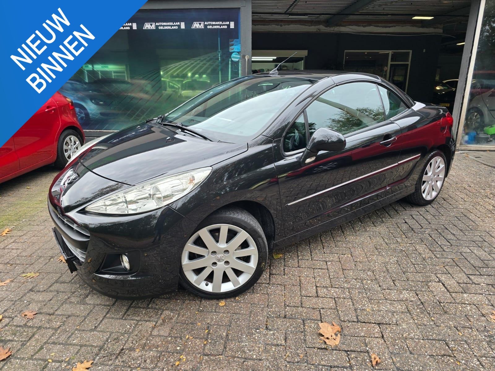 Peugeot 207 CC 1.6 VTi | NIEUWE APK | LEDER | AIRCO | STOELV, Voorwielaandrijving, 15 km/l, Gebruikt, 4 cilinders