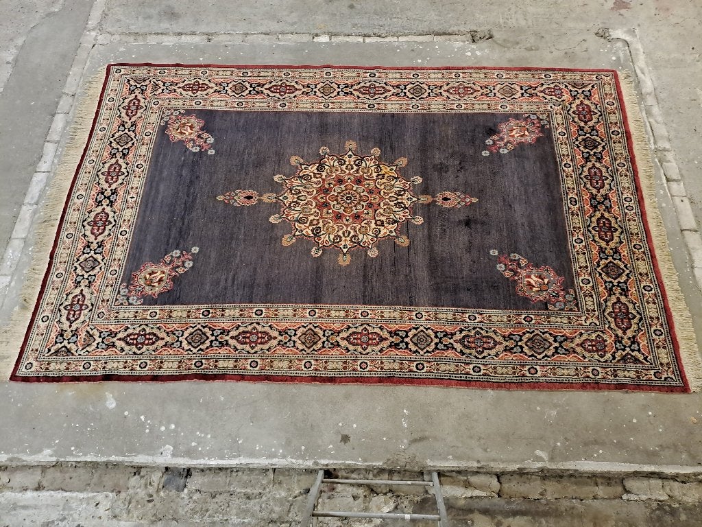 1 Groot perzisch tapijt in gebruikte staat., Antiek en Kunst, Ophalen
