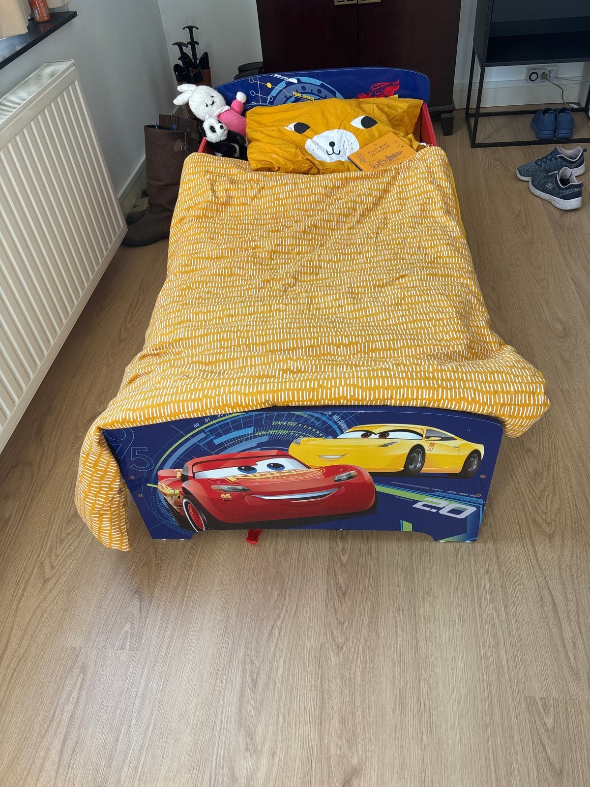 Cars kinderbed - inclusief matras, Kinderen en Baby's, Ophalen, Gebruikt, 70 tot 85 cm, Lattenbodem