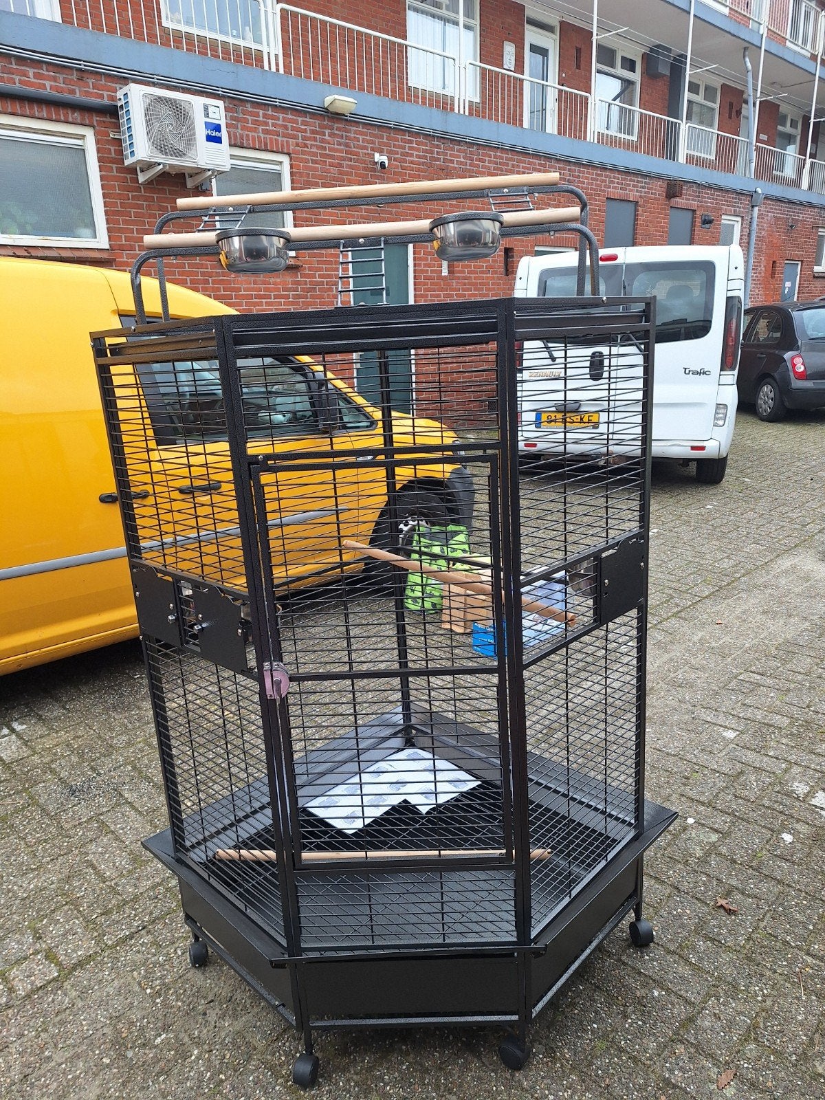 papagaaienkooi strong villa Erica showmodel, Dieren en Toebehoren, Ophalen, Nieuw, Metaal, Vogelkooi