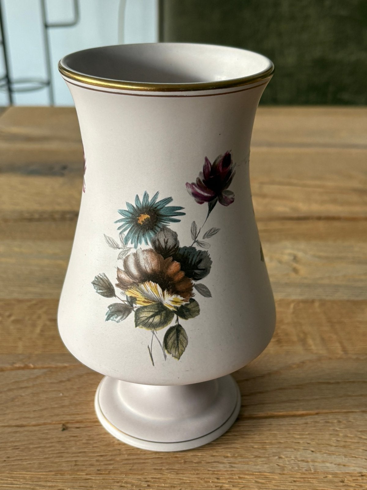 Vintage Flora Keramiek Gouda vaas op voet model 1882 Holland, Ophalen of Verzenden