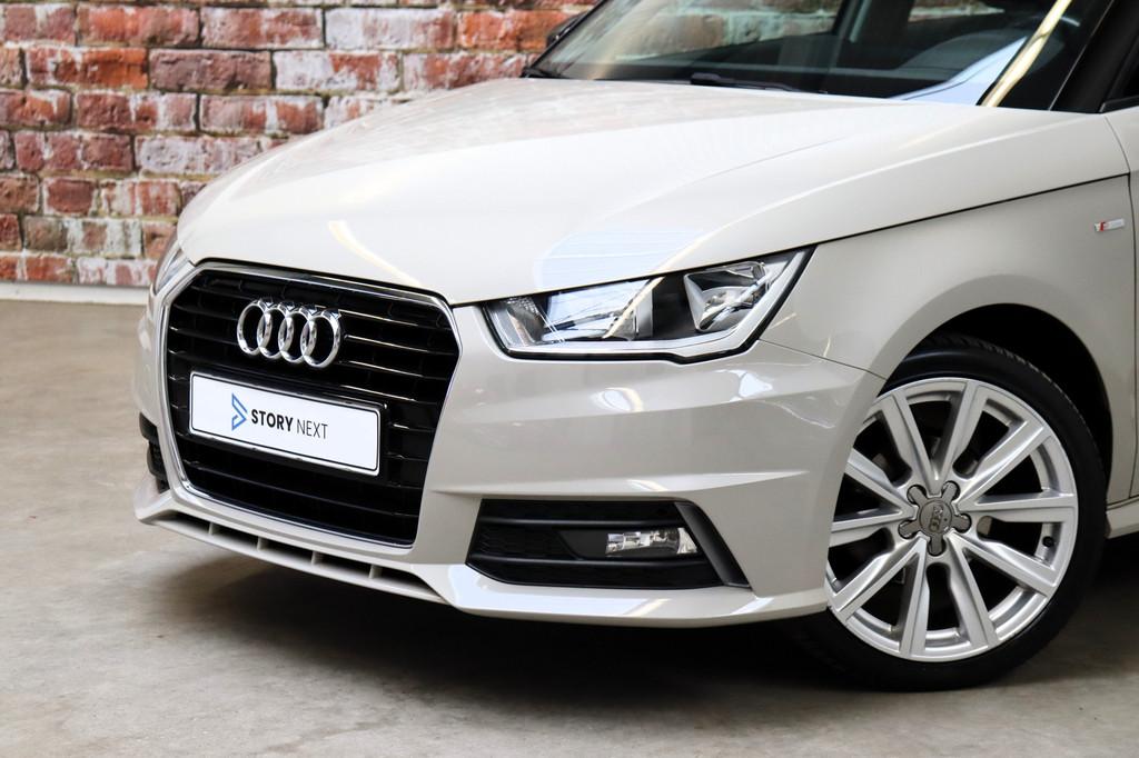 Audi A1 Sportback 1.0 TFSI 96pk Adrenalin 5 deurs / Navigati, Auto's, Audi, Voorwielaandrijving, Stof, Euro 6, 4 stoelen