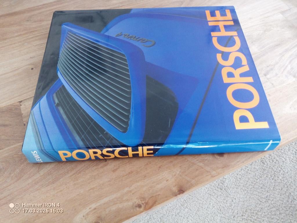 Porsche boek Die Hohe Kunst der Sportwagen, Boeken, Ophalen of Verzenden, Zo goed als nieuw, Porsche