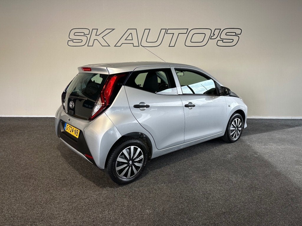 Toyota AYGO 1.0 VVT-I X-FUN l AIRCO l ELEK RAMEN l LED l BLU, Auto's, Toyota, Voorwielaandrijving, Gebruikt, Euro 6, Met garantie (alle)