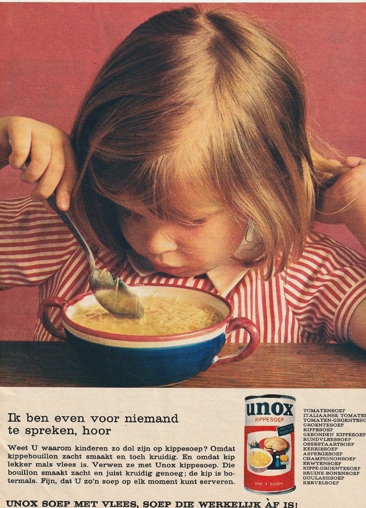 retro reclame 1966 Unox soep meisje even geen aandacht, Verzenden, Overige typen