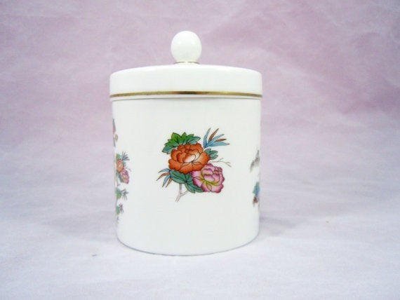 Wedgwood KUTANI CRANE, Ophalen